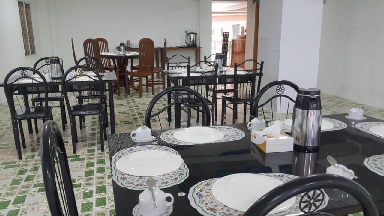 Golden Palace Hotel Hpa-an Ngoại thất bức ảnh